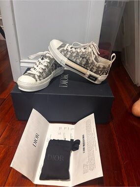 Dior Grey Oblique Low-Top Sneakers, size 36/ US 6